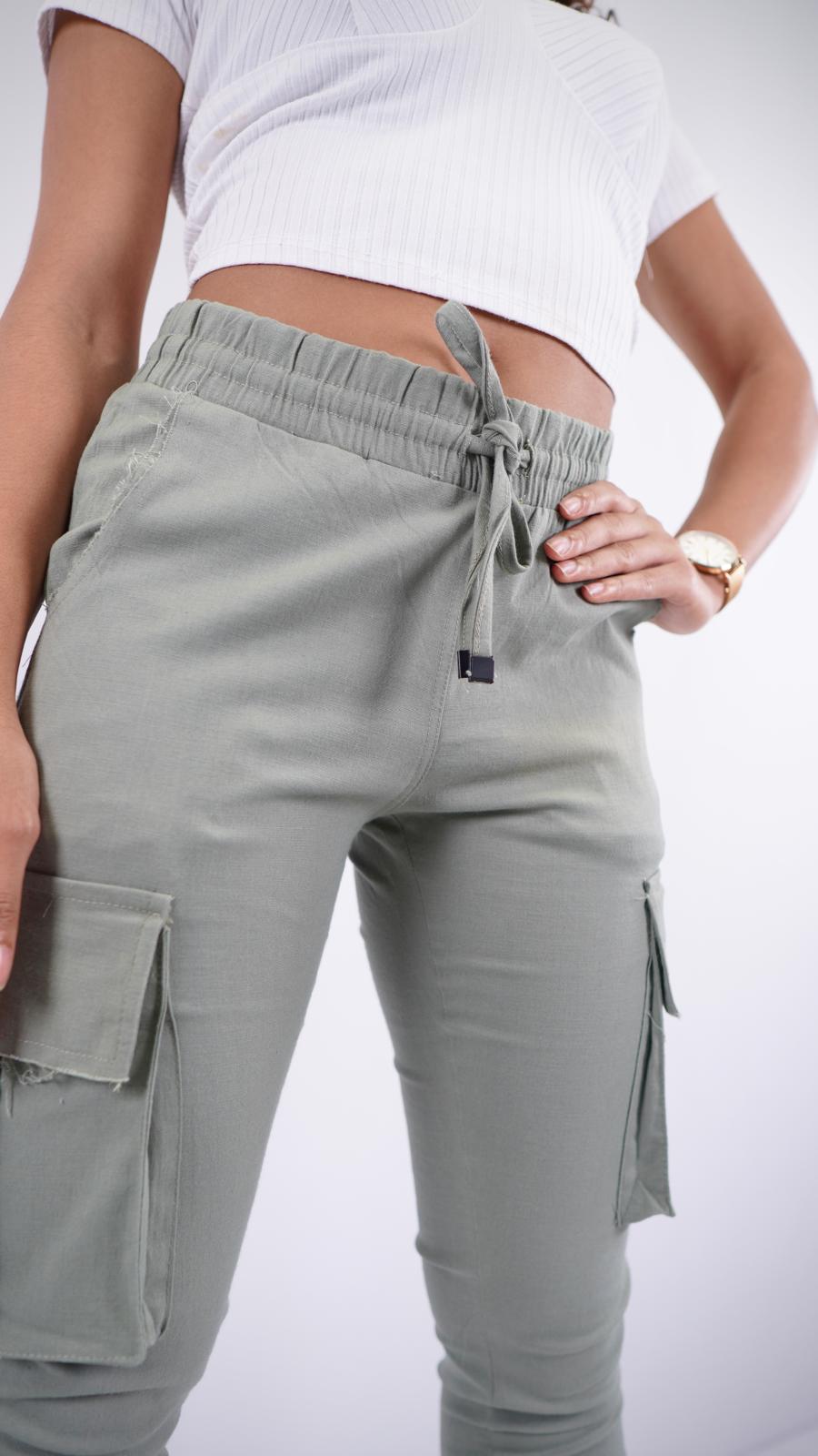UC-01 – Unisex Linen-Lycra Cargo Jogger Pants with Side Pockets & Elastic Hem