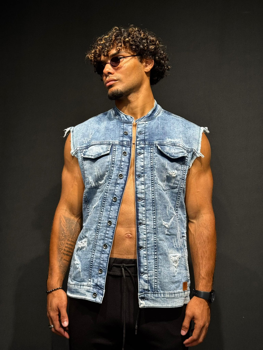 Men's Vests: The SWAG69 Guide to Layering, Streetwear, and Formal Style