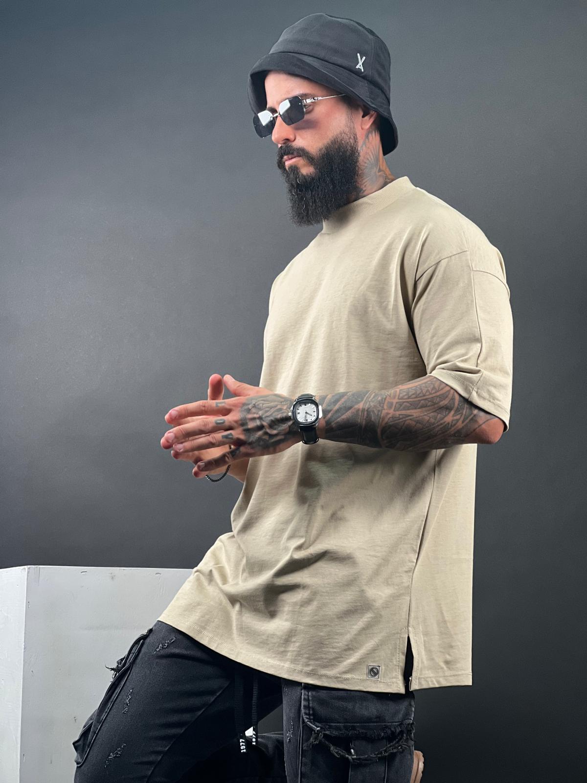 Basic T-Shirts:Buy 4 for $100