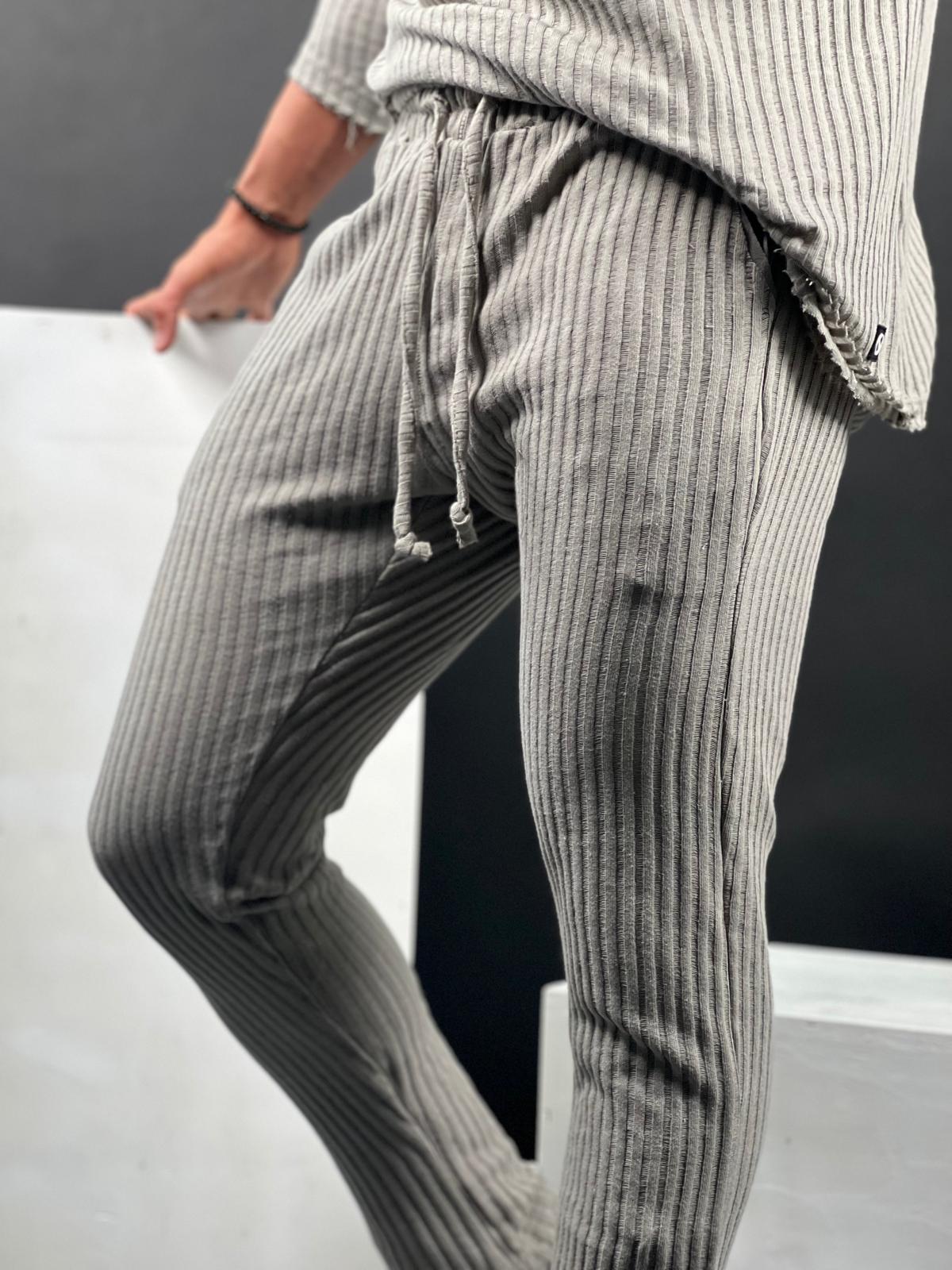 Long striped linen pants, recommended to order one size up.