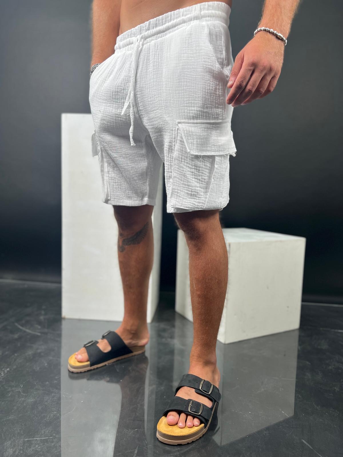 Cargo Short linen for men from the Soliton Collection.