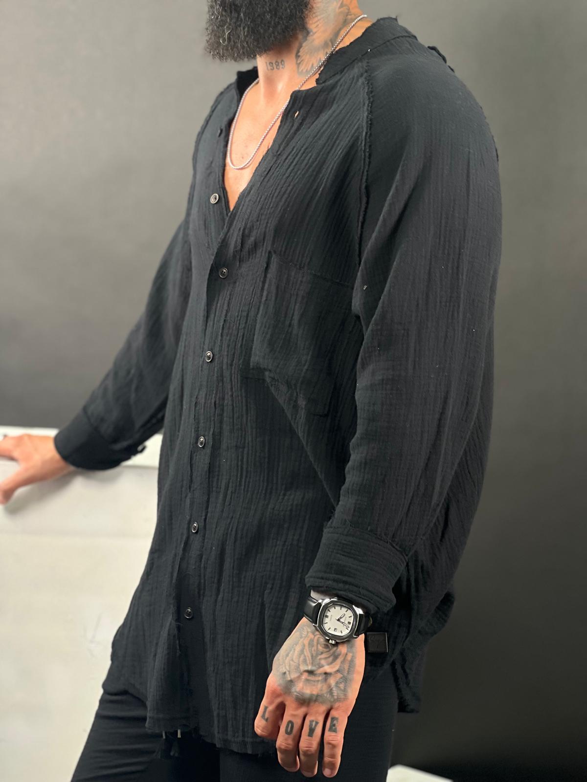 Button-up Shirt with Mandarin Collar in Oversized Style, Made from High-Quality Linen – Part of the Soliton Collection