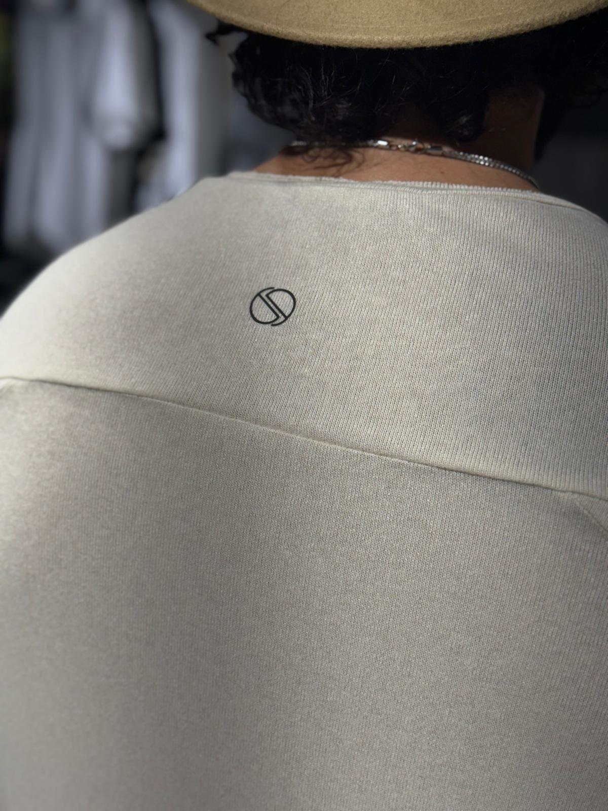 Nina Long-Sleeve Shirt – Ultra-Light & Fashion-Forward