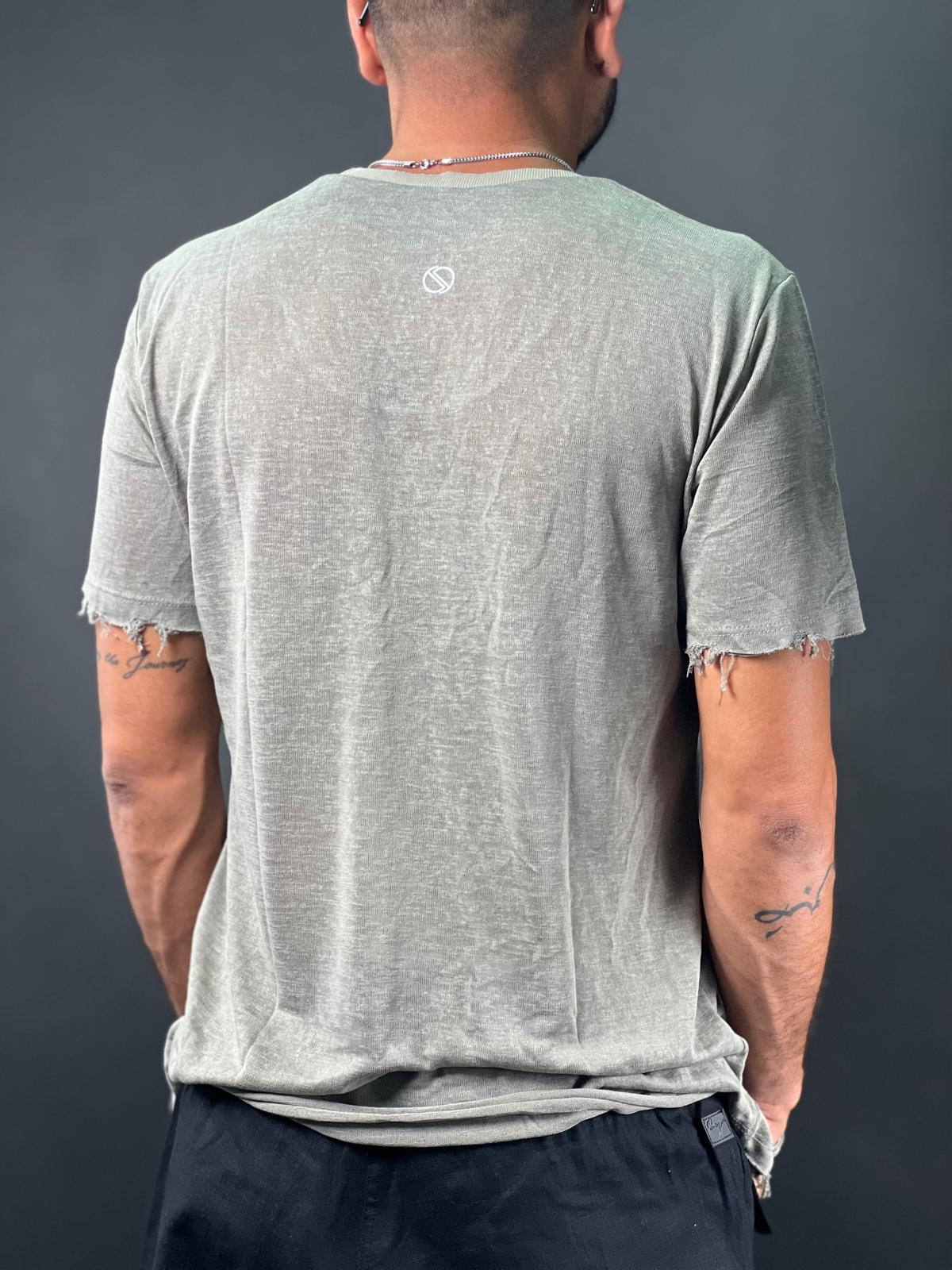 Linen shirt for men with an open neck  in an innovative design-Mielo Collection